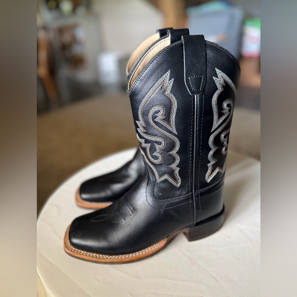 CODY JAMES BOYS' LITTLE WESTLEY BLACK LEATHER WESTERN BOOTS SQUARE TOE Size 2